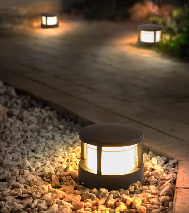 Outdoor Pillar Lights for Gates, Villas & Landscape Projects