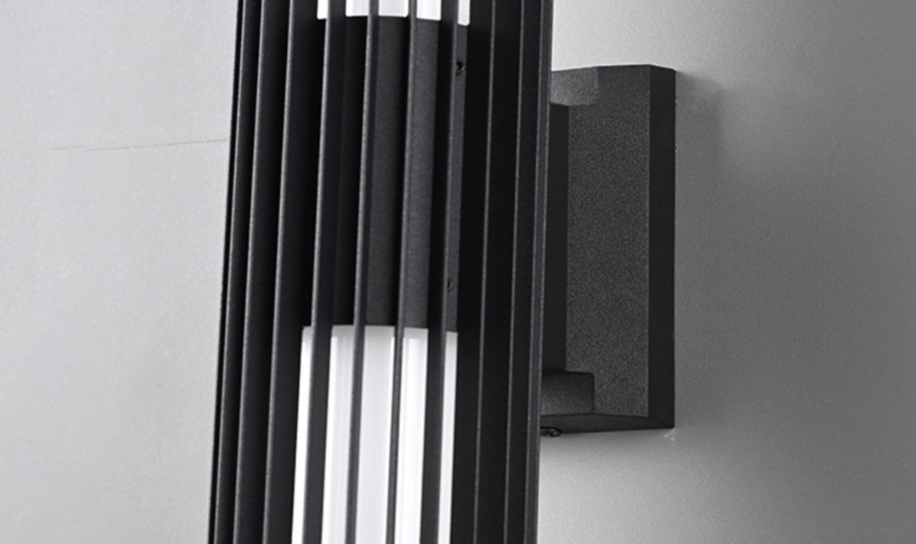 Premium 18W LED Outdoor Wall Light DF635/2