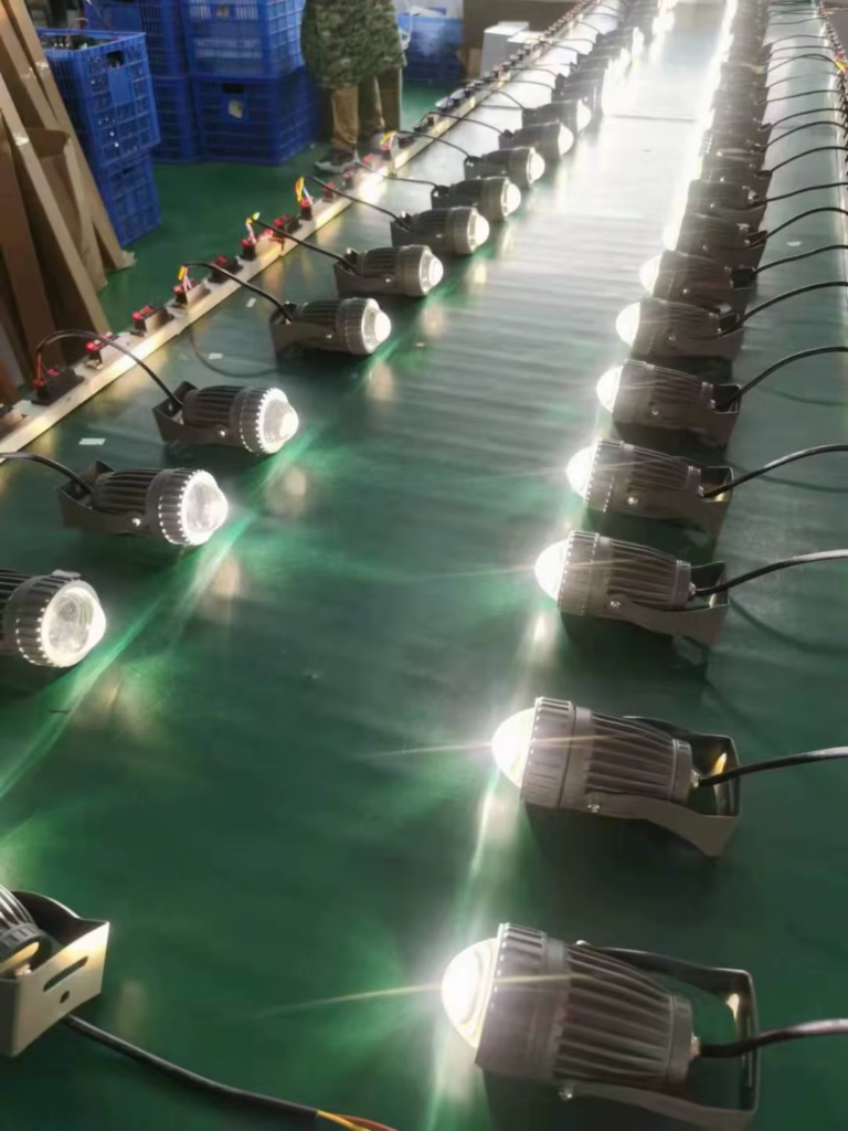 DF1517/S Adjustable Outdoor Spotlight