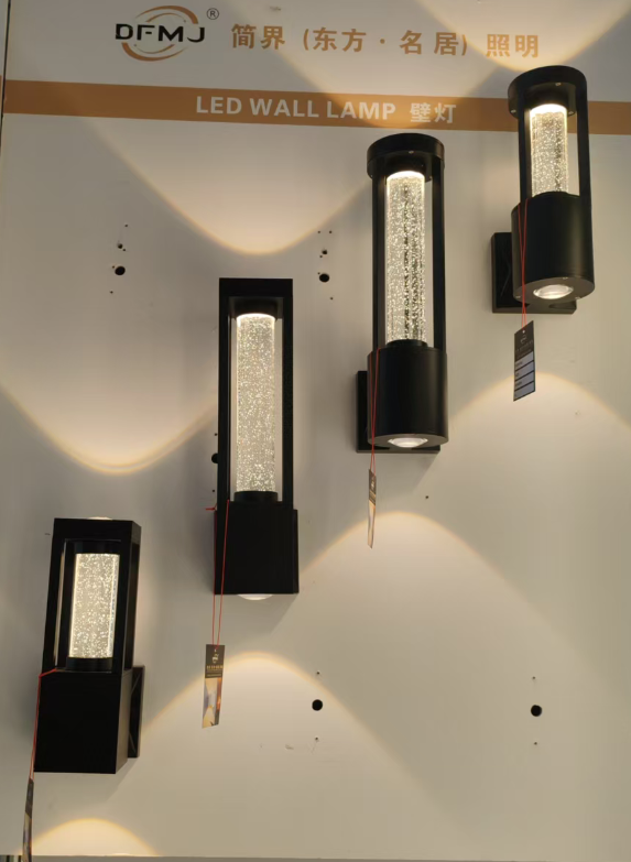 Modern LED Outdoor Wall Light DF6001 with bubble crystal glass