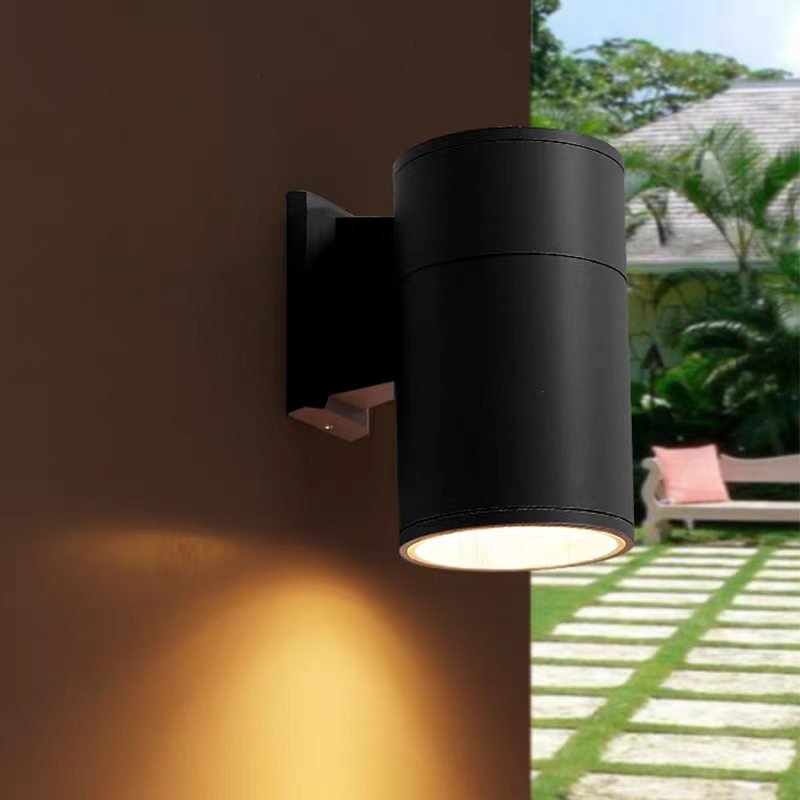 outdoor lights flicker caused by LED driver and electrical problems
